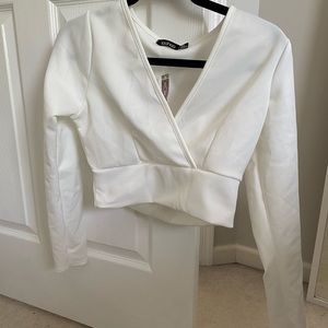 Boohoo long sleeve crop top